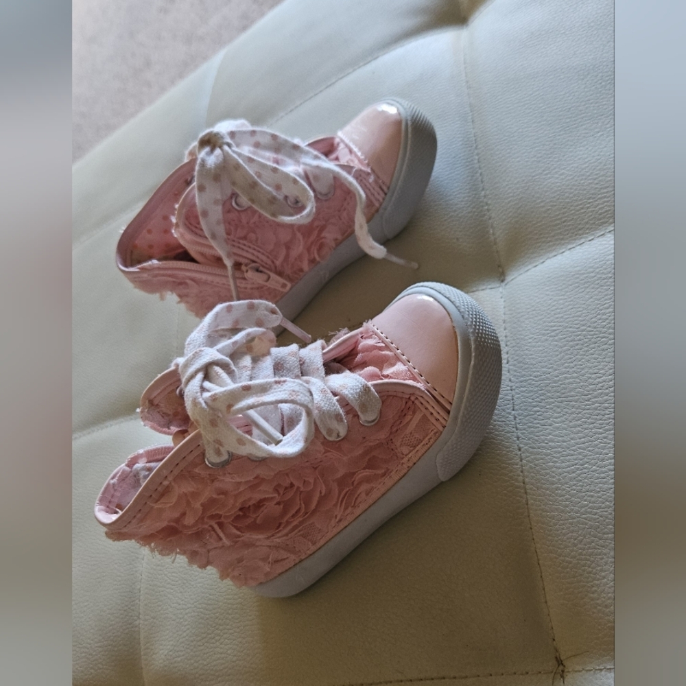 Maggie & Zoe Pink Floral Kids Sneakers With Heart Print Laces.